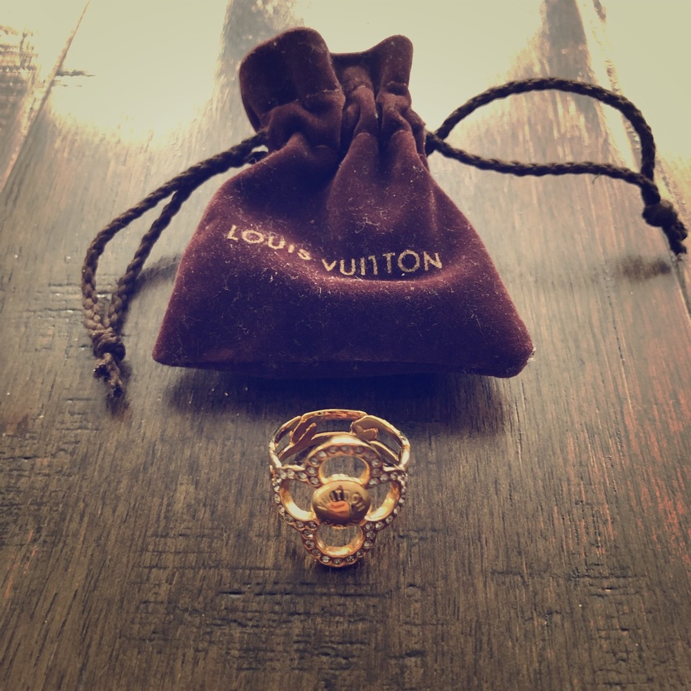 Louis Vuitton Flower Ring